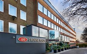 Crowne Plaza London Ealing, An Ihg Hotel Exterior photo