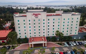 Hampton Inn By Hilton Guadalajara-Aeropuerto Exterior photo