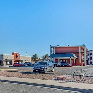 Rodeway Inn Pueblo Exterior photo