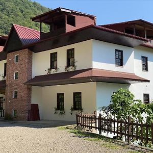 Hôtel Şelale Konak Çavuş'un Yeri à Rize Exterior photo