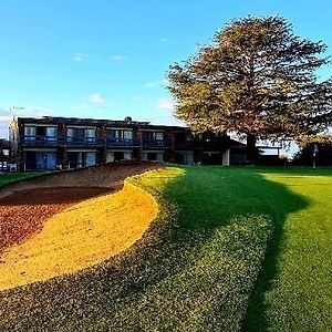 Shepparton Golf Motel Exterior photo