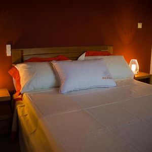 Room In Villa - The Romantic Atmosphere Of The Red Room To Discover The Pleasure Of A Stay Tananarive Exterior photo