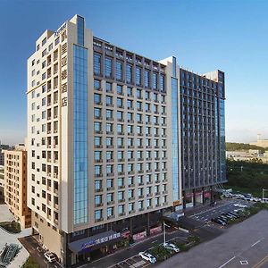 Kyriad Hotel Dongguan Houjie Convention And Exhibition Center Humen Station Exterior photo