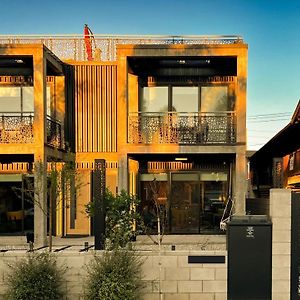 Modern Luxury Concrete Home Long Beach Exterior photo