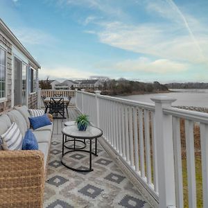 Gorgeous Views Close To It All! Yarmouth Port Exterior photo