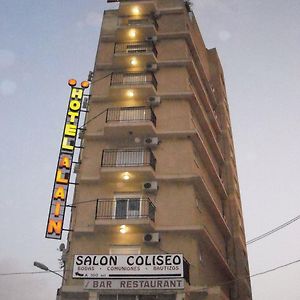 Hotel Alain Silla Exterior photo