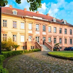 Schlosshotel Ruhstadt Garni - Natur & Erholung An Der Elbe Exterior photo