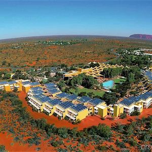 Outback Hotel Uluru Exterior photo