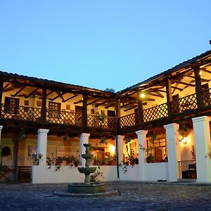 Hôtel Hacienda San Isidro De Iltaqui à Cotacachi Exterior photo