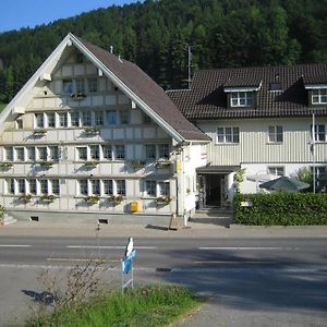 Hôtel Landgasthaus Baren à Grub Exterior photo