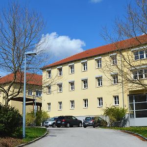 Hôtel Gastehaus Der Lk-Technik Mold Exterior photo