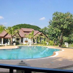 Pangrujee Resort Nakhon Ratchasima Exterior photo