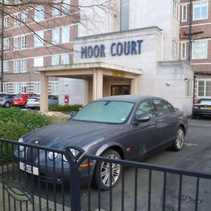 Moor Court Apartments Week2Week Newcastle-upon-Tyne Exterior photo