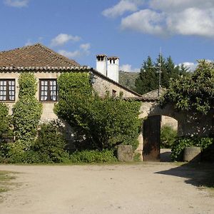Hôtel Agro-Turismo - Quinta Do Pinheiro à Cavadoude Exterior photo