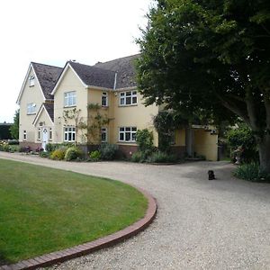 Bed and Breakfast The Newnham White House à Baldock Exterior photo