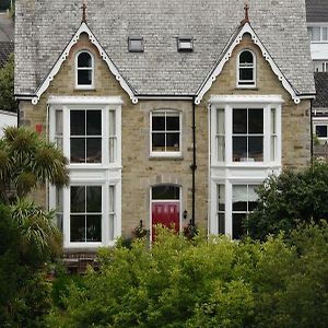 Cliftons Guest House Truro Exterior photo