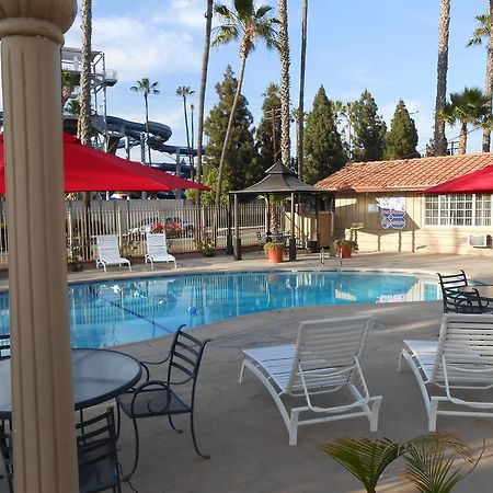 Best Inn & Suites Anaheim Extérieur photo