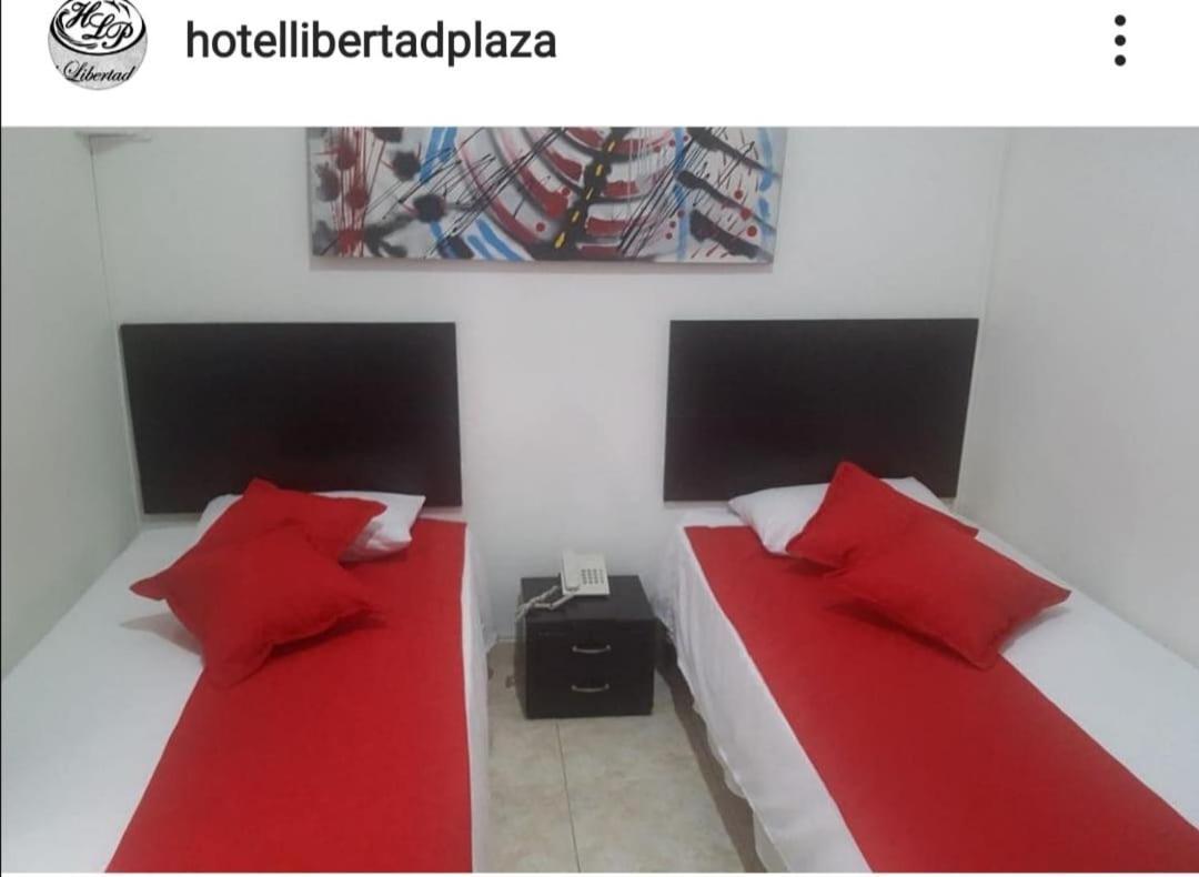 Hotel Libertad Plaza Pereira Extérieur photo