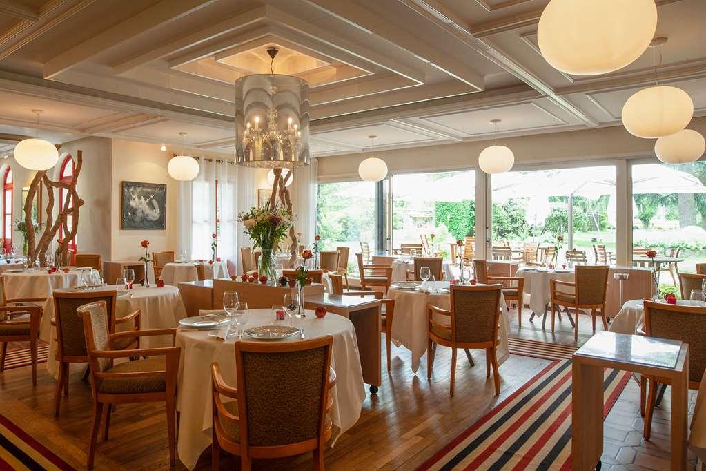 Hôtel Le Manoir du Lys, The Originals Relais  à Bagnoles de l'Orne Normandie Restaurant photo