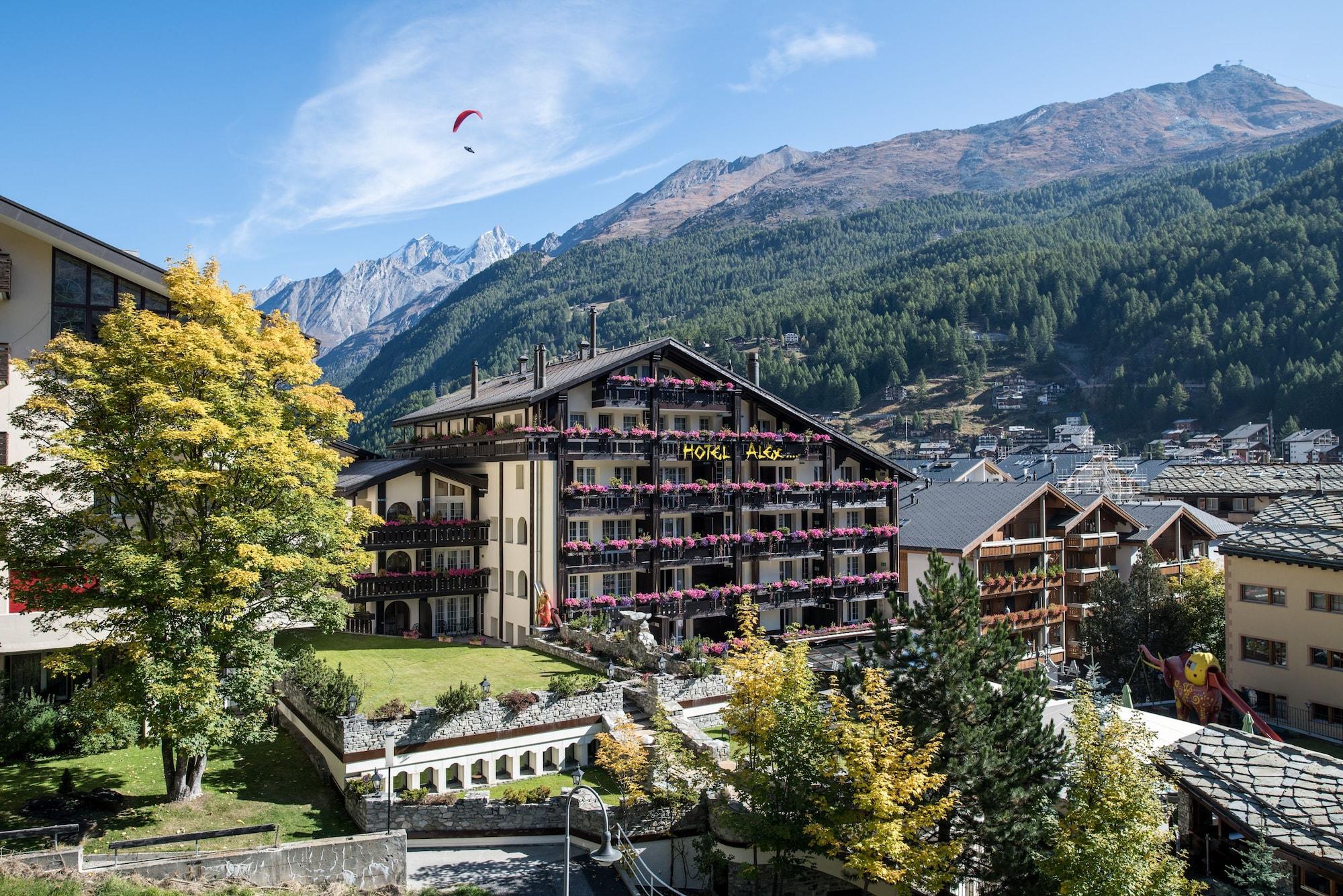 Hotel Butterfly, BW Signature Collection Zermatt Extérieur photo