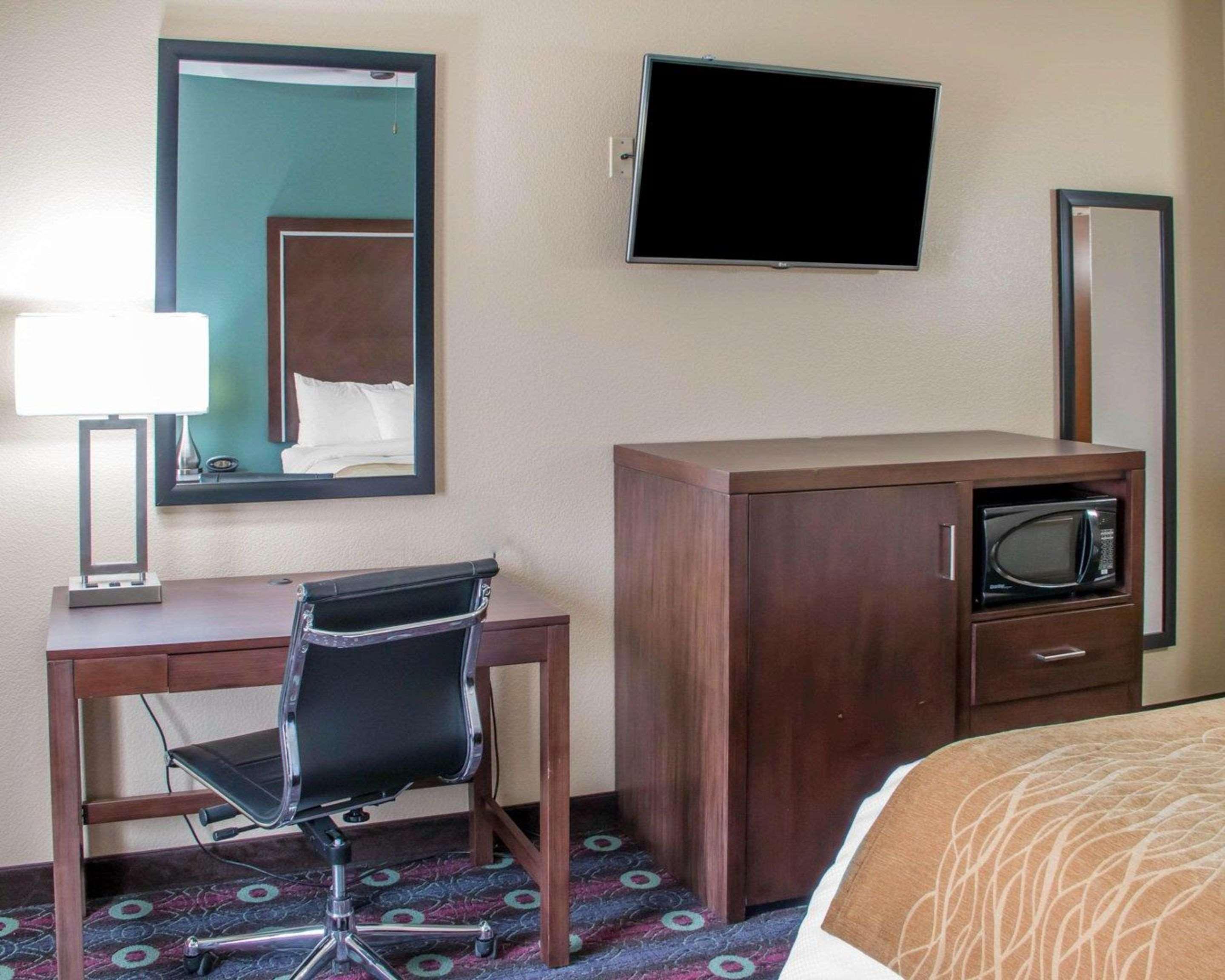Comfort Inn & Suites San Marcos Extérieur photo