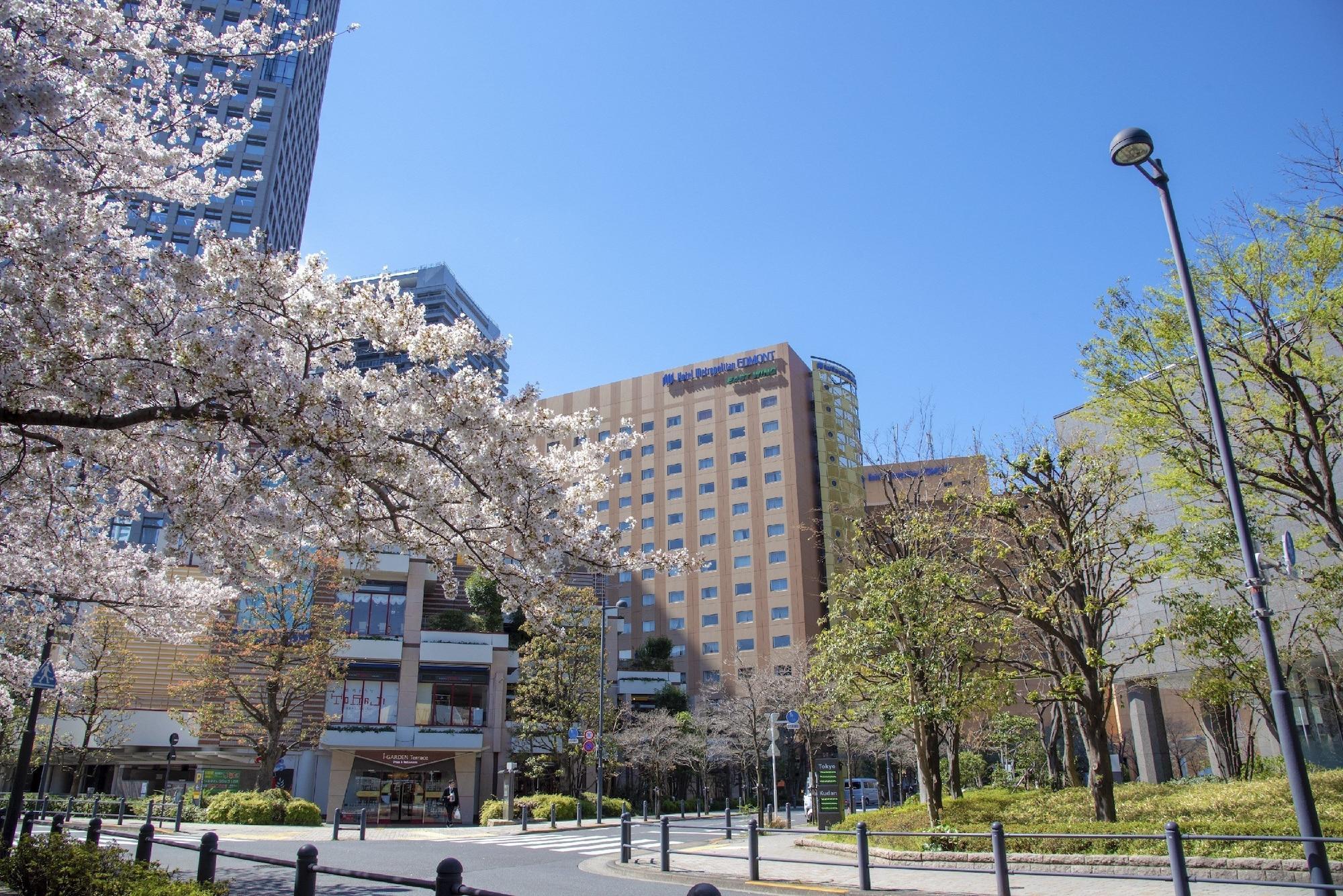 Hotel Metropolitan Edmont Tōkyō Extérieur photo