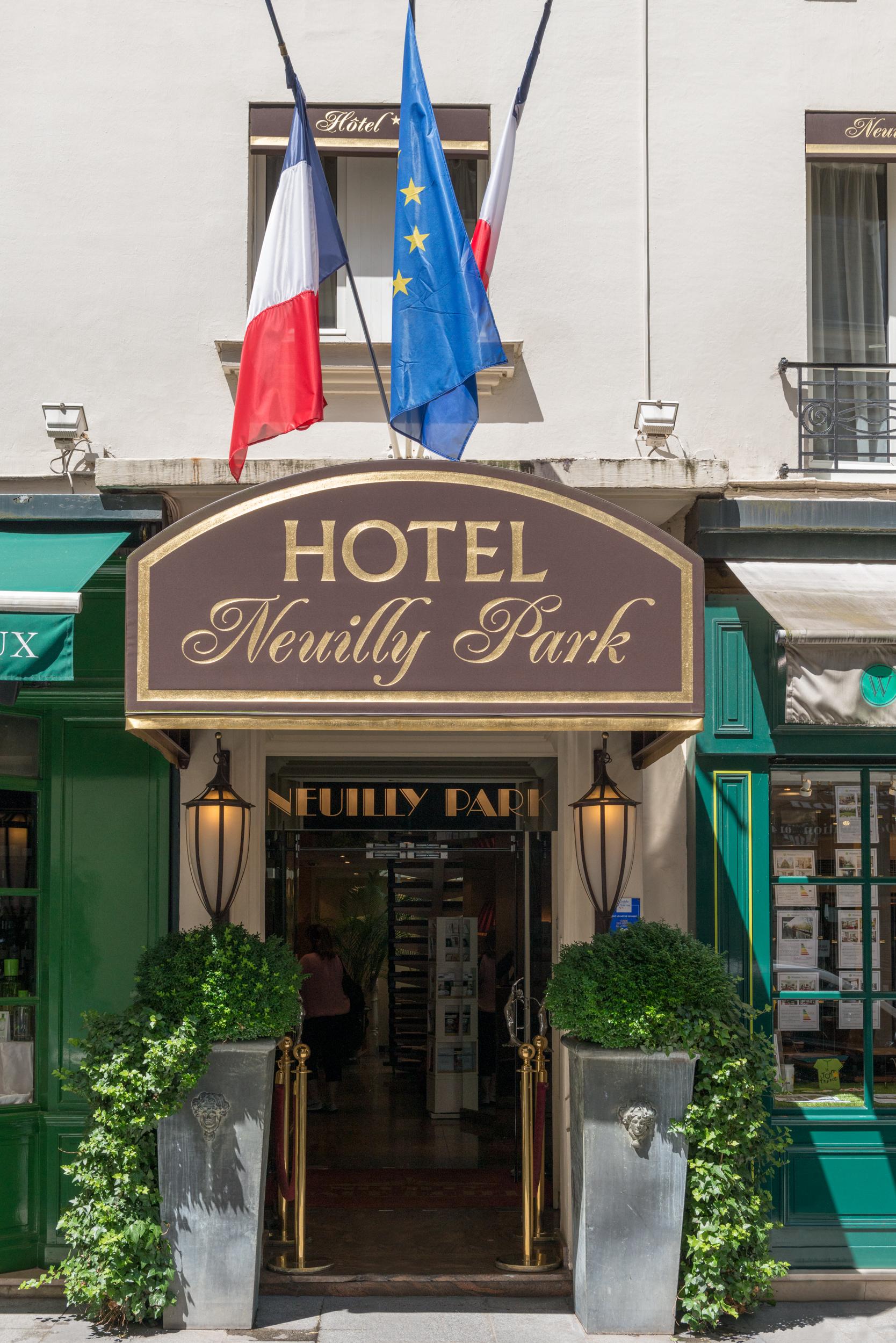 Neuilly Park Hotel Extérieur photo