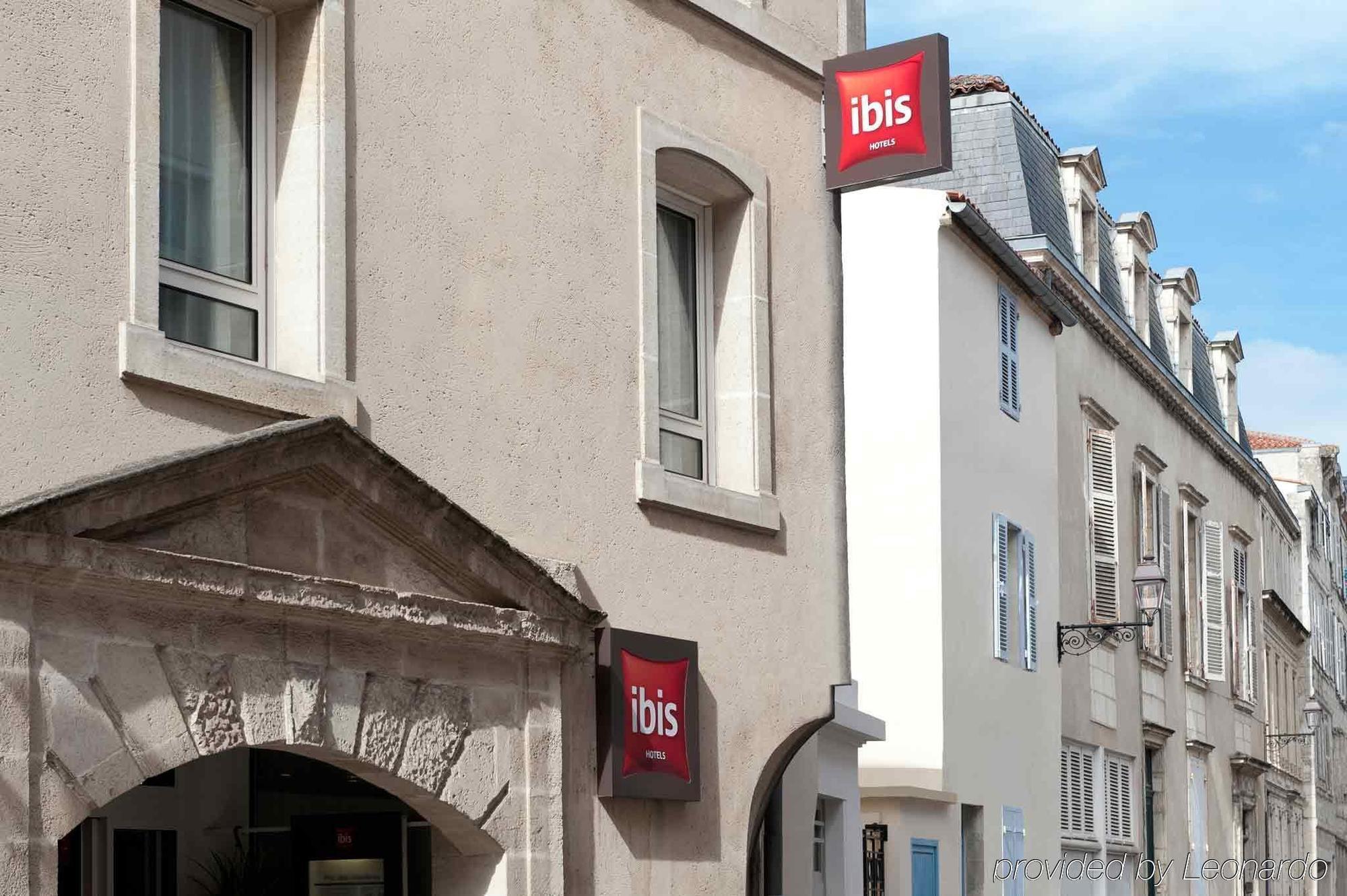 Hôtel ibis La Rochelle Centre Historique Extérieur photo
