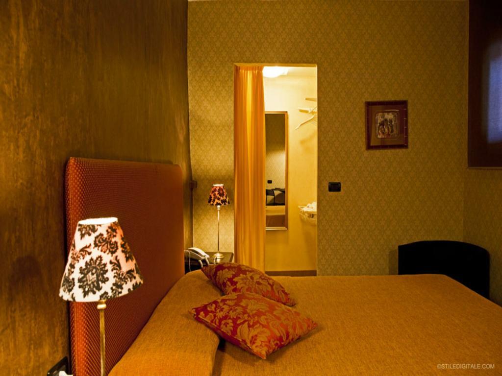 Hotel Il Guercino Bologne Extérieur photo