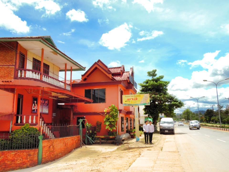 Hôtel Maly à Xieng Khuang Extérieur photo