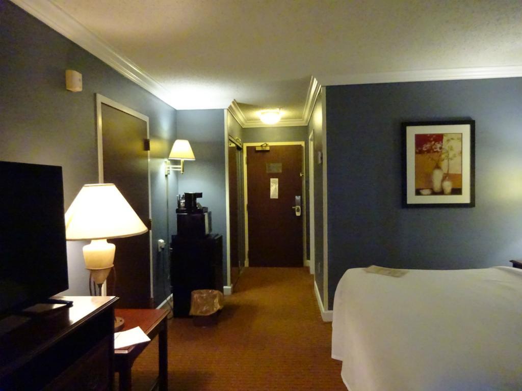 Richmond Suites Hotel Lac Charles Extérieur photo