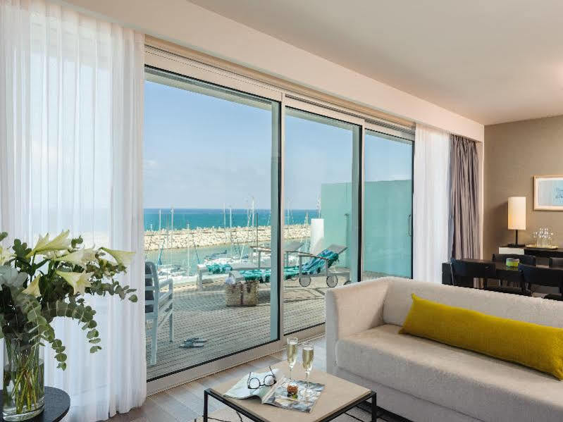 Herods Herzliya Hotel By The Beach Extérieur photo