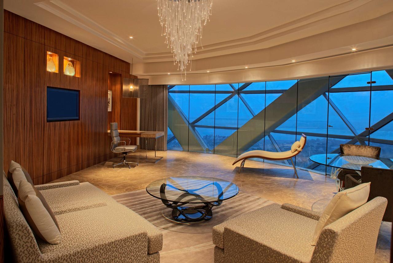 Hôtel Andaz Capital Gate Abu Dhabi - A Concept By Hyatt Facilités photo
