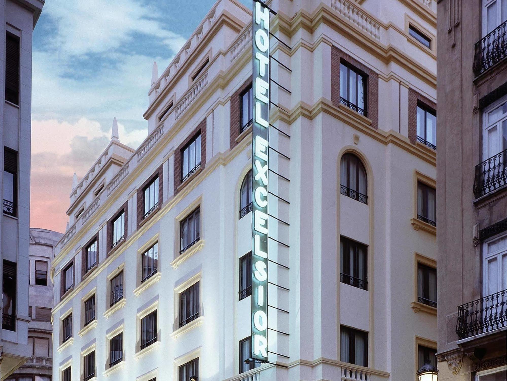 Hôtel Catalonia Excelsior à Valence Extérieur photo