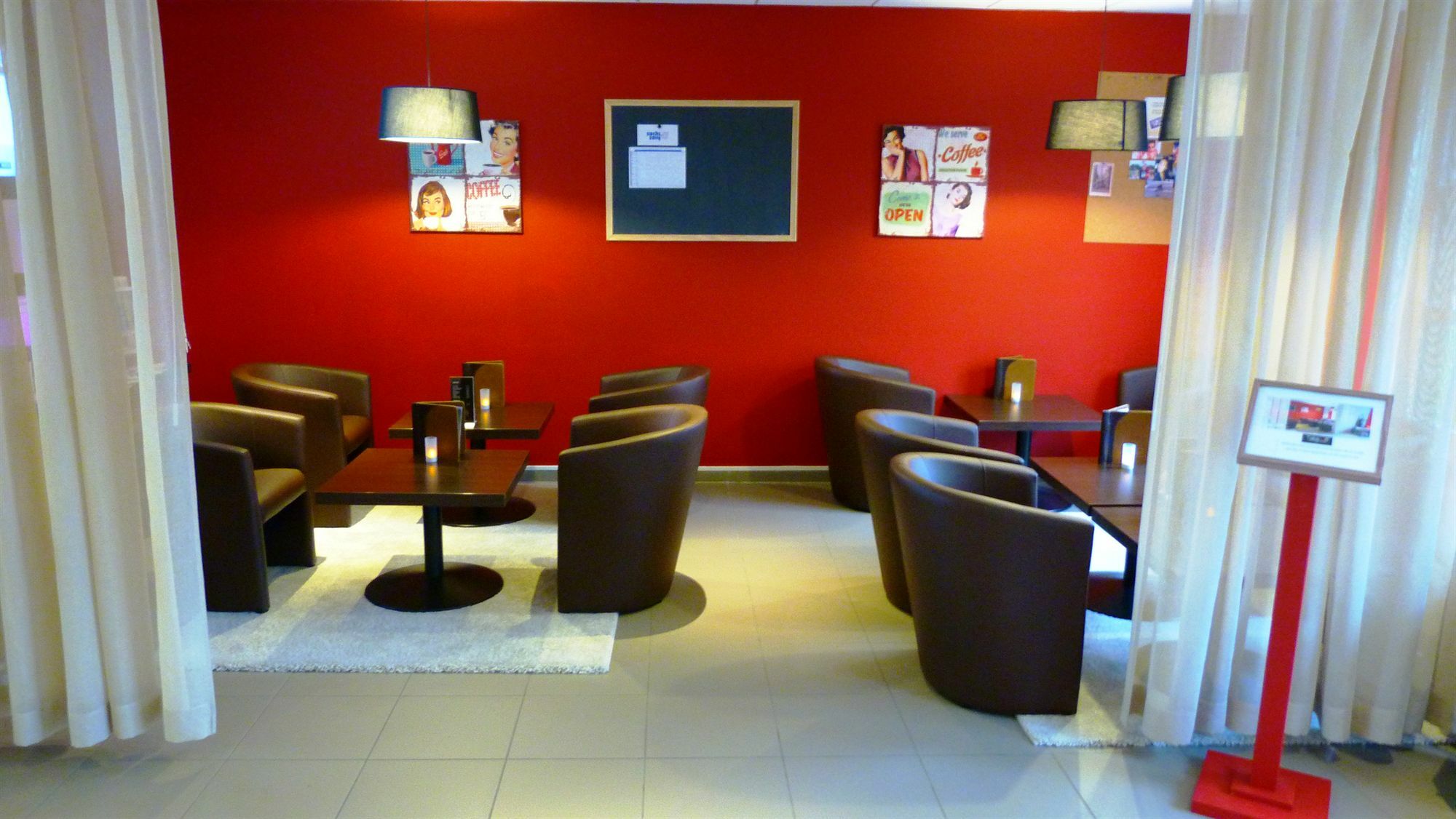 DC Hotel&Restaurant Charleroi Airport Extérieur photo