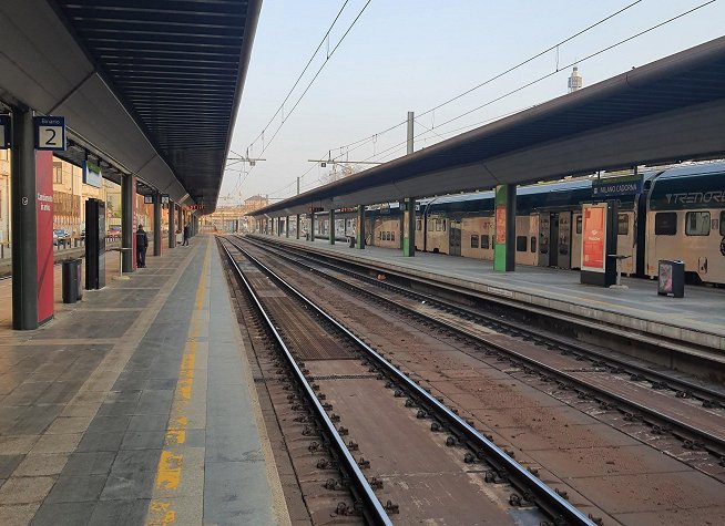 Milano Cadorna Railway Station photo