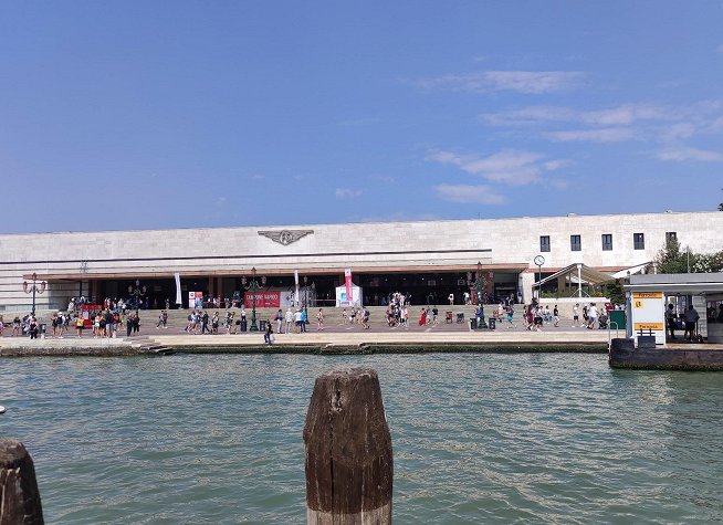 Venezia Santa Lucia Railway Station photo