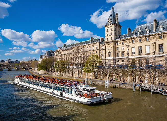 Seine River photo