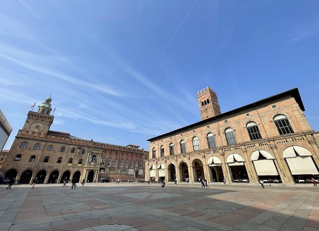 Piazza Maggiore photo