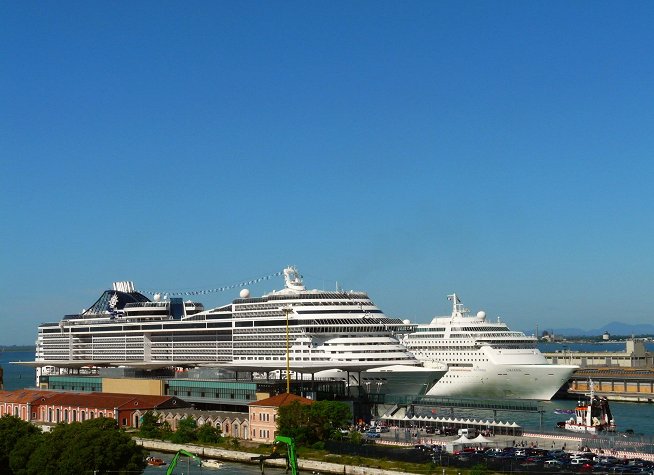 Tronchetto Cruise Terminal photo
