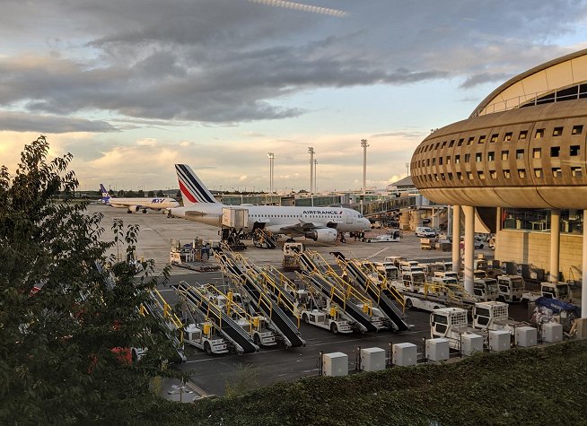 Aeroport Charles de Gaulle 1 (Paris RER) photo