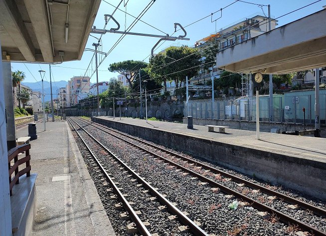 Sorrento Train Station photo