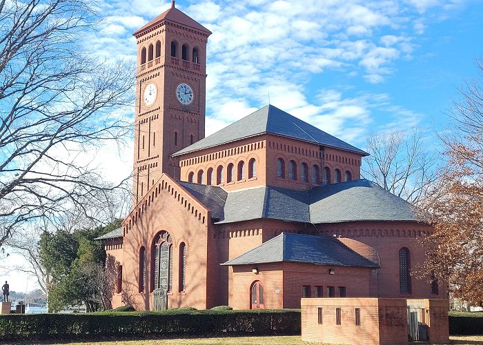 Hampton University photo