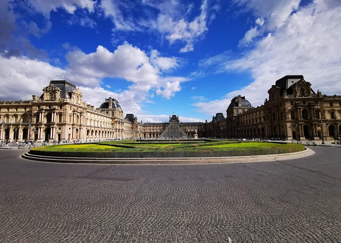 Louvre Museum photo