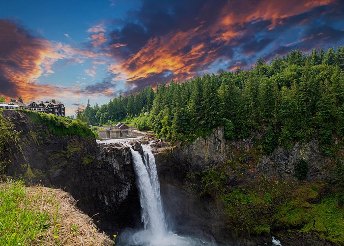 Snoqualmie Falls photo