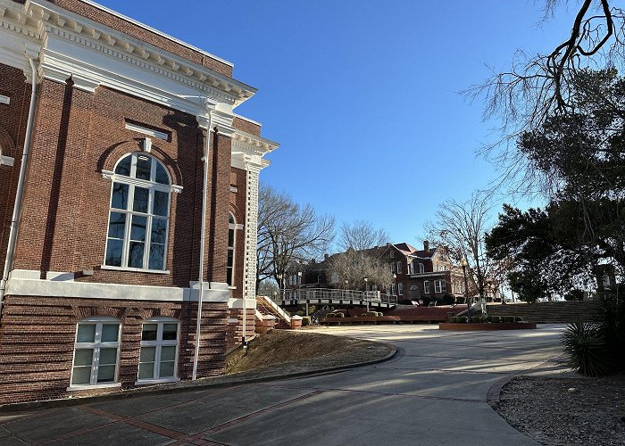 Tuskegee University photo