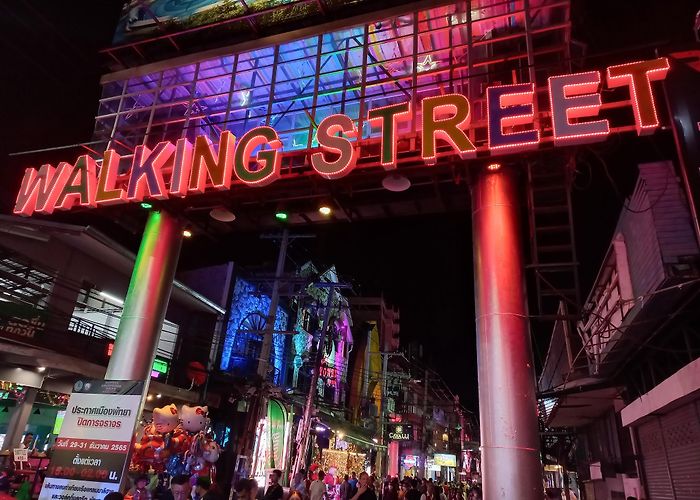 Walking Street Pattaya photo