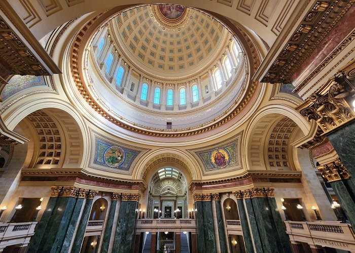 State of Wisconsin: State Capitol Building photo