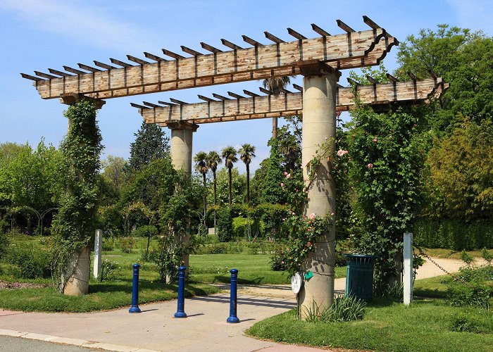 Parc Borély Parc Borély: visit the castle and its superb gardens ... photo