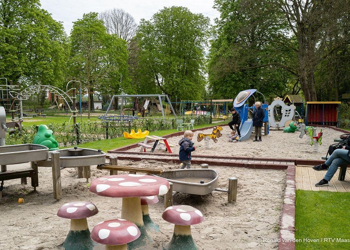 Speeltuin Fort Willem RTV Maastricht - Een vernieuwd Grummeldörrepke in speeltuin Fort ... photo